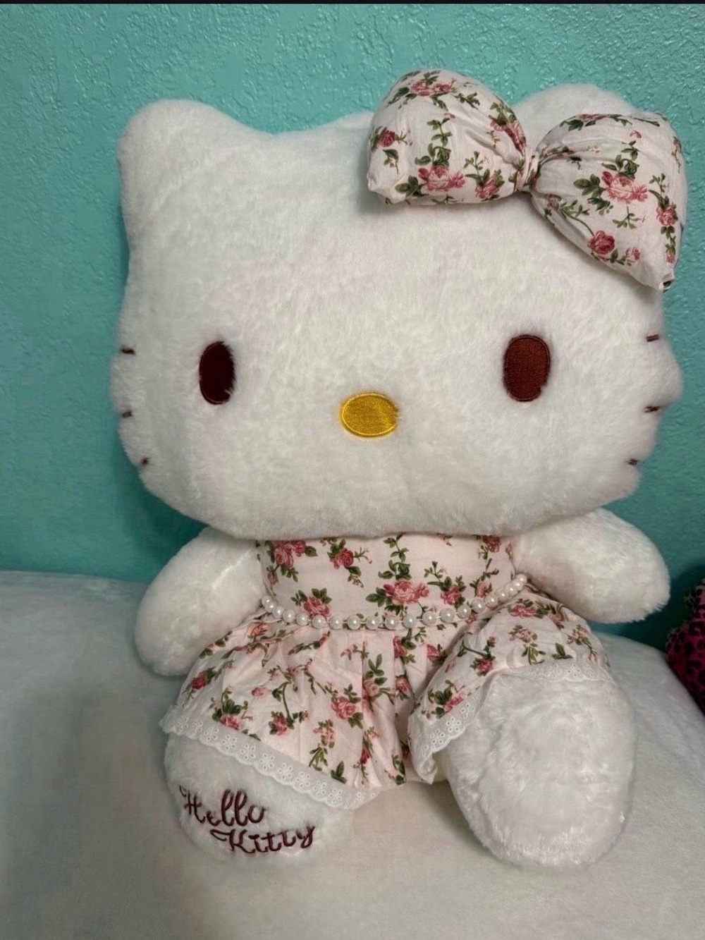 Giant Hello Kitty Floral Bow Plush